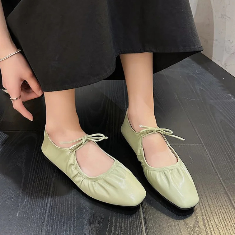Women Flat Soft Laceup Loafers Female Spring Fashion Silver Mary Jane Single Shoes Ladies Casual Dress Outdoor Ballet Shoes 251017