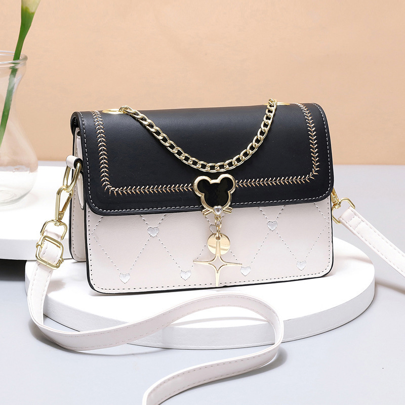 Luxury Brand Designer Bag 2025 New Fashion Women's Bag Single Shoulder Crossbody Bag Student Chain Fashion Small Square Bag
