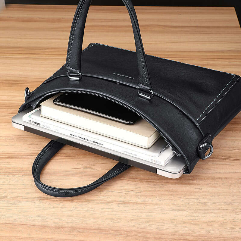 Luxury bag Briefcase Genuine Leather Business Casual Crossbody Cowhide Bag Handbag Men s Style