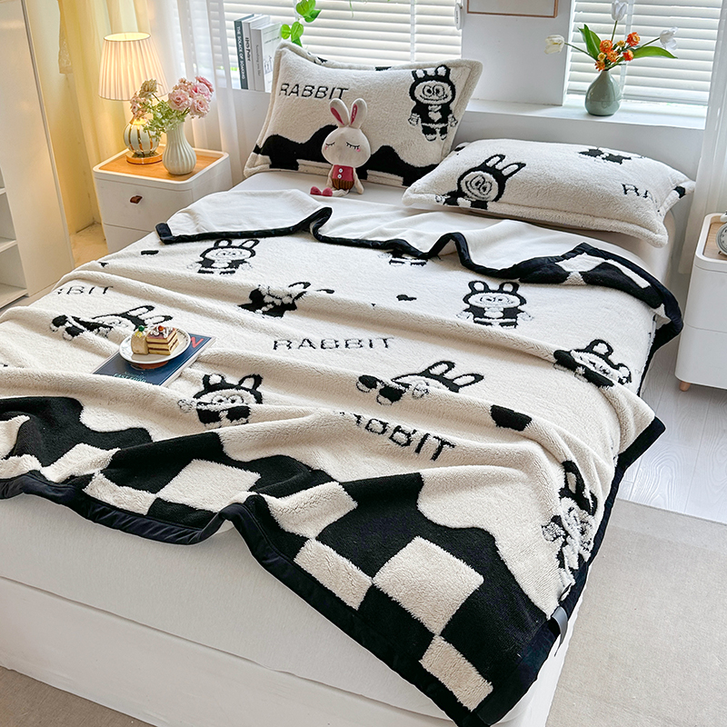 Designer Blanket Luxury Brand Skin-friendly and Soft Throw Black and White Multi-functional Nap Blanket with Labubu Pattern for Office/Bedroom /Travel