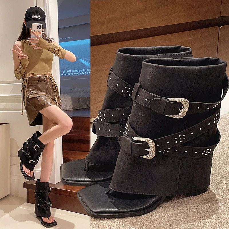 Heightened Inside Platform Toe Clip Cool Boots for Women Summer Studded Booties 251018