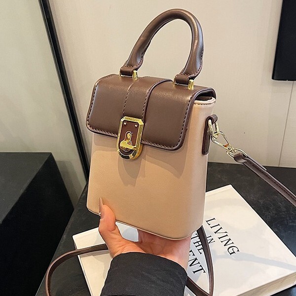 Luxury Brand Designer Bag High-End Simple Handbag Small Square Bag 2024 New Commuter Shoulder Women's Bag Phone Crossbody Bag