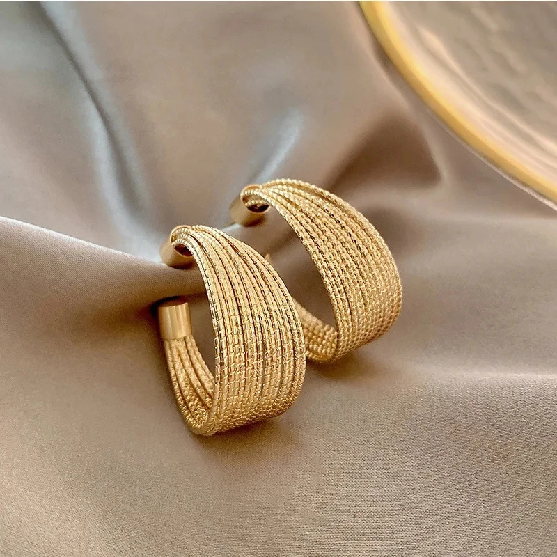 Fashion Trend Unique Elegant Delicate Retro Exaggerated Multilayer Stud Earrings Women Jewelry Party Gifts Wholesale 251013