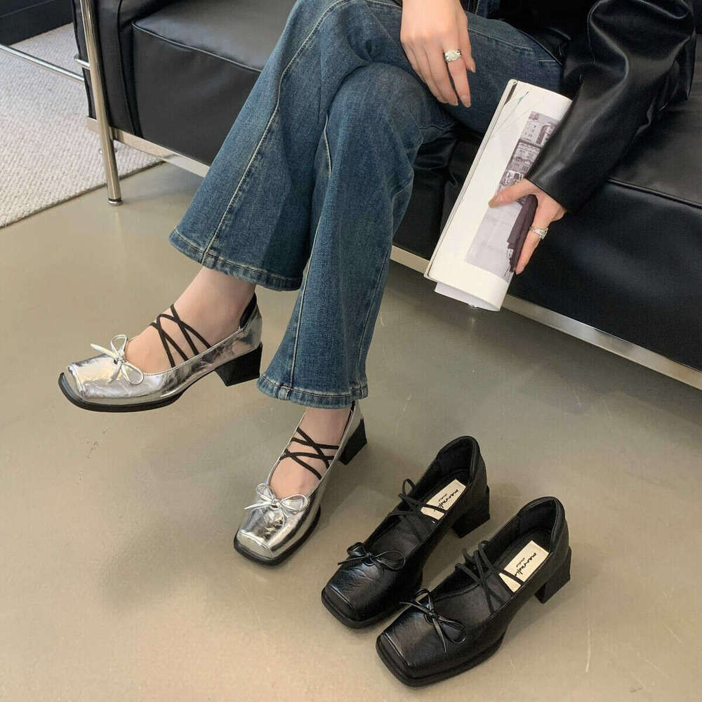 French Style Mary Jane for Women 2025 New Square Toe Chunky Heel Niche Designer Shoe Design Bowknot Shallow Mouth Single Shoes