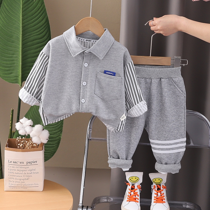 Children's clothing, boys' spring clothing, spliced vertical stripe shirt set, 2025 new style, small and medium-sized boys' sports, spr