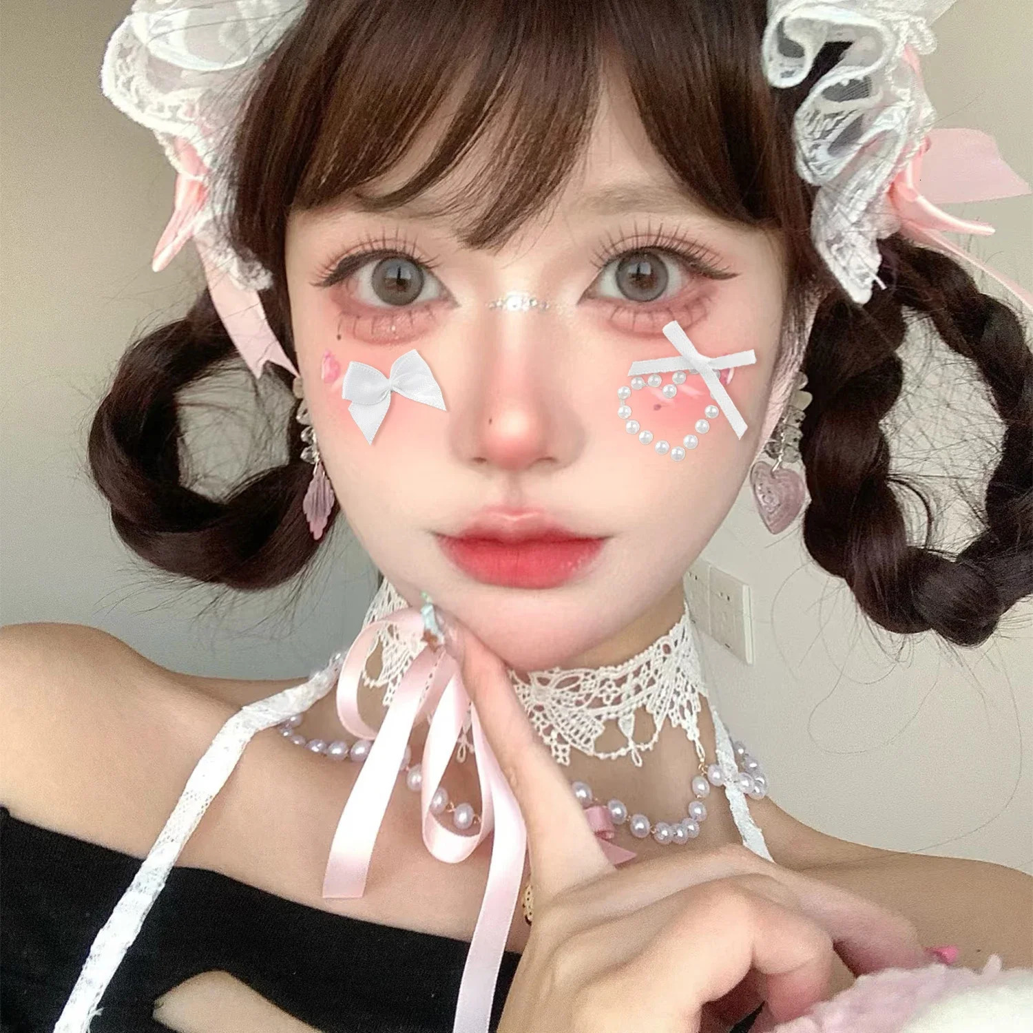 Fashion Face Stickers Rhinestone Ribbon Bow DIY Eyes Face Makeup Sticker Easy To Wear Bows Temporary Tattoo Stickers Makeup Tool 251015