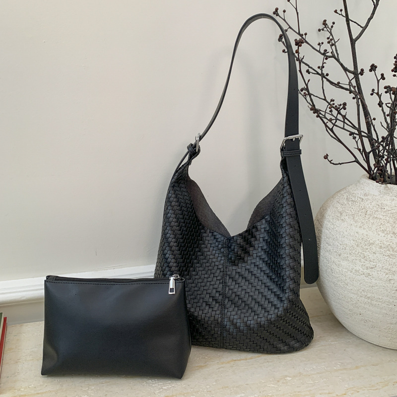 Luxury Brand Designer Bag High-End Hand-Woven Large Capacity Underarm Bag For Women 2025 New Fashion Versatile Tote Bag Single Shoulder Handbag