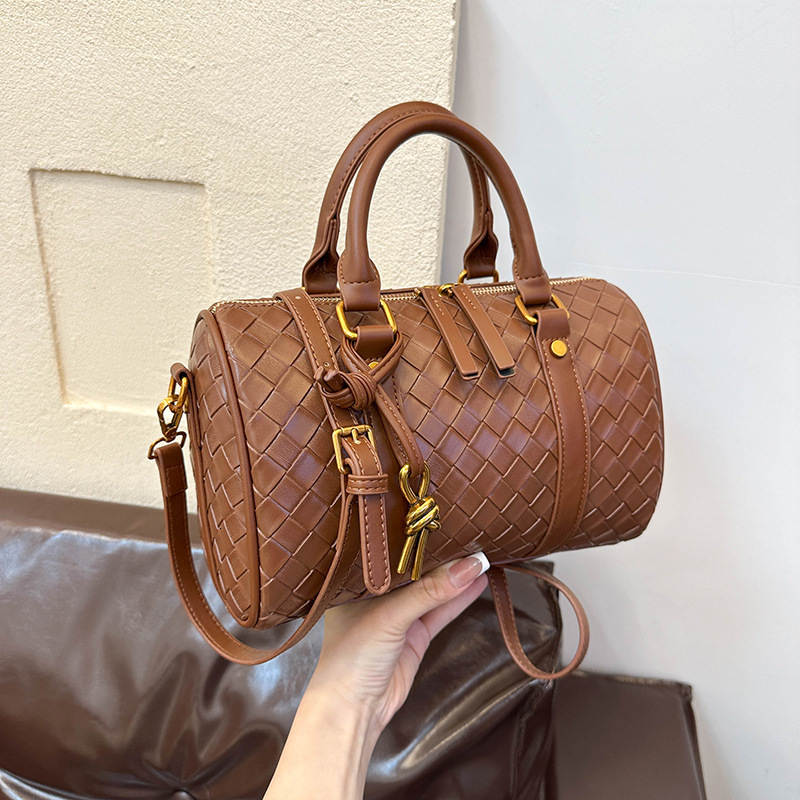 Luxury Brand Designer Bag Handheld Woven Pillow Bag For Women 2025 Autumn New Classic Large Capacity Shoulder Crossbody Bag