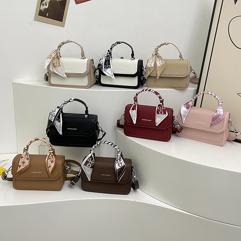 Free shipping designer Fashion Bags New scarves handbags small square bags fashionable versatile single shoulder crossbody bags women bags Exquisite E