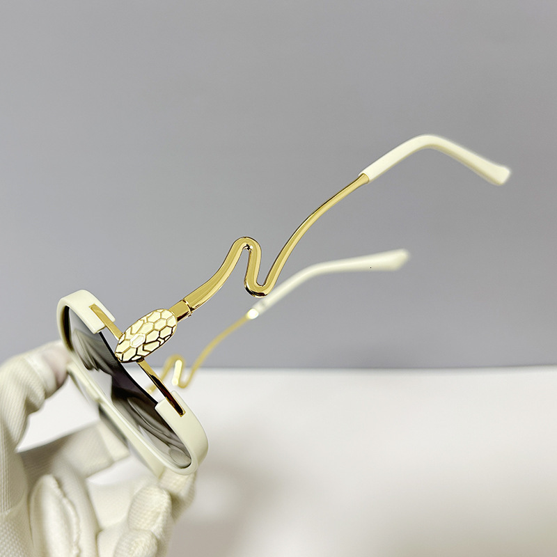 Luxury Brand Designer Jewelry White Snake Legend Sunglasses Casual Unique Style Mysterious Cobra Large Frame Sunglasses Trendy Women's Fashion Gl