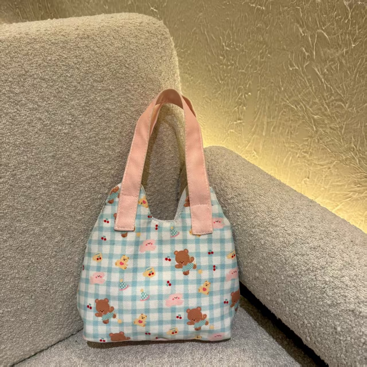 New Korean designer cute printed women's handbag with cartoon high appearance, panda large capacity, hot selling shoulder bag