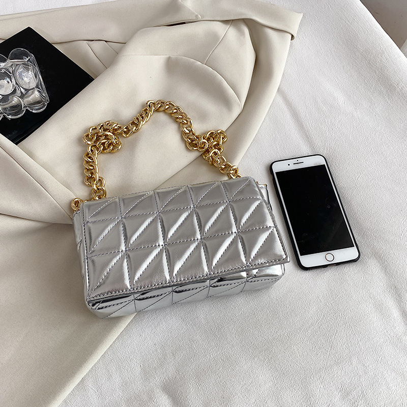 Luxury Brand Designer Bag Trendy Women's Bag 2024 Niche Design Crossbody Bag Quilted Underarm Bag Single Shoulder Bag Women's Bag