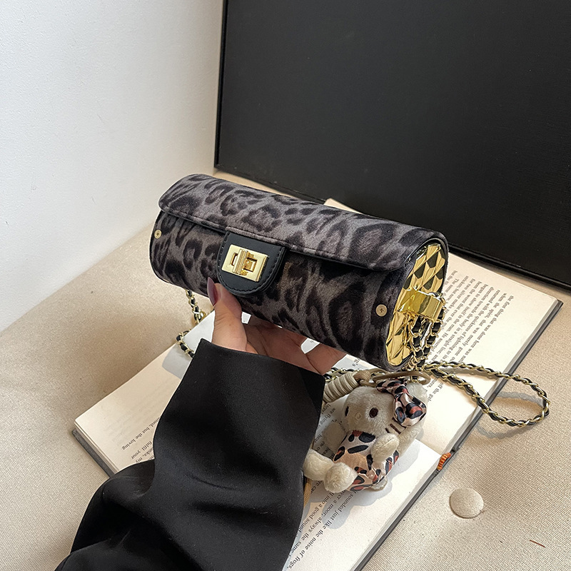 Luxury Brand Designer Bag Leopard Print Baguette Bag For Women 2025 Early Spring New Fashion Single Shoulder Bag High-End Sense Elegant Crossbody Smal