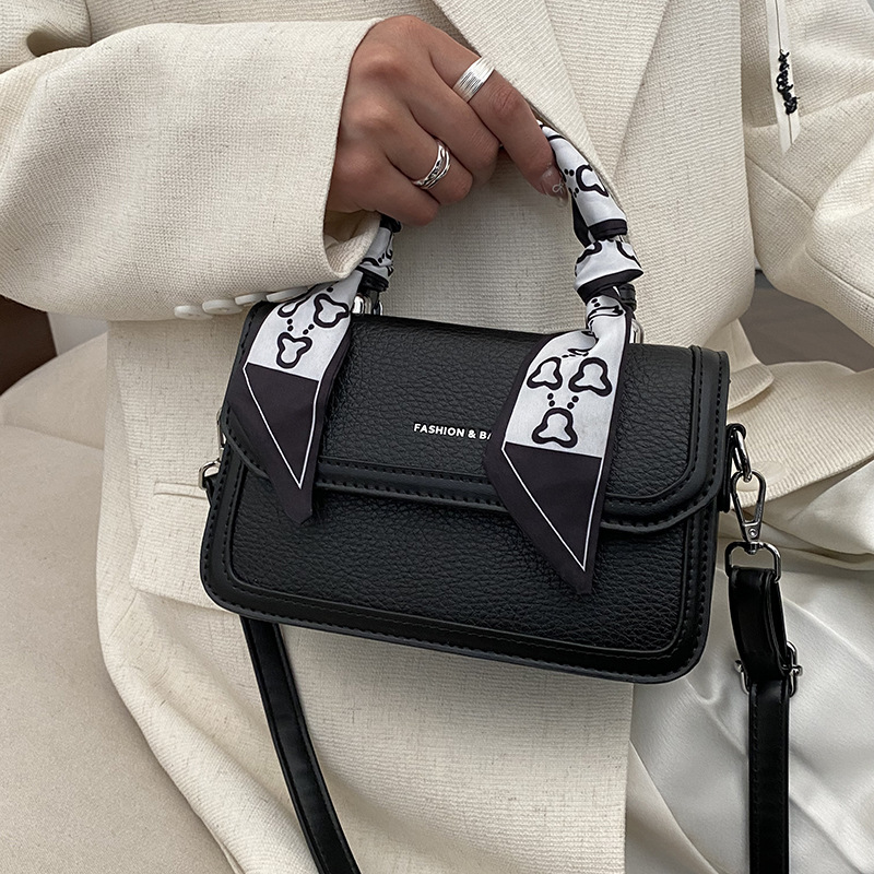 Free shipping designer Fashion Bags New scarves handbags small square bags fashionable versatile single shoulder crossbody bags women bags