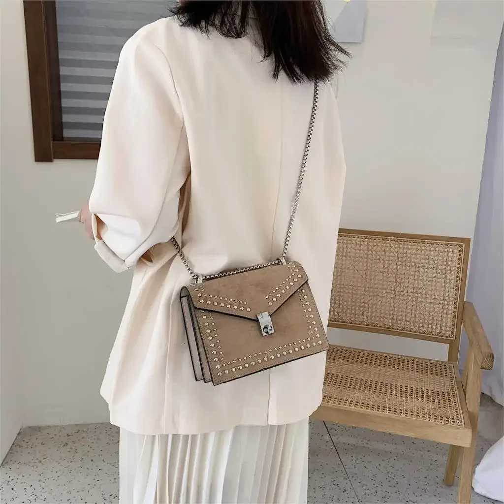 Scrub Leather Brand Designer Shoulder Simple Bags For Women Chain Rivet Luxury Crossbody Bag Female Fashion Small Handbags Z251018