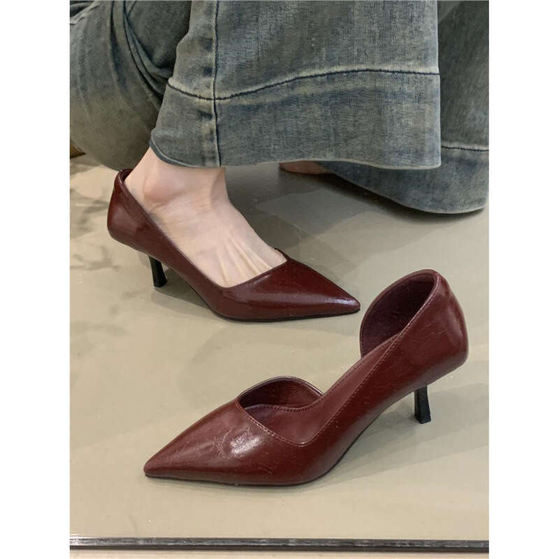 Pointed Toe Shallow Mouth Single Designer Shoe for Women 2025 Spring French Style Elegant Socialite Fairy Side Hollow Stiletto High Heels Work Shoes
