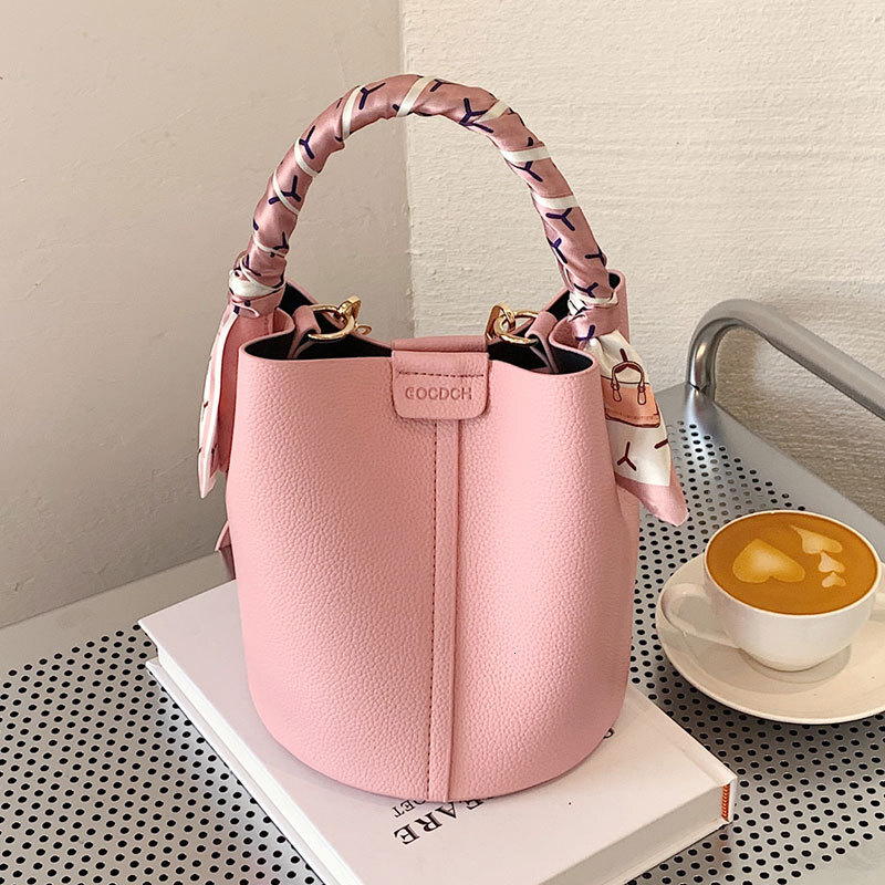 Luxury Brand Designer Bag Trendy Niche INS Style Elegant High-End Handheld Bucket Bag Fashion Commuter Versatile Crossbody Women's Bag