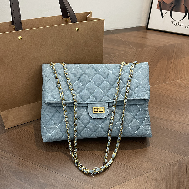 Free shipping designer Fashion Bags Large capacity women bag new fashionable chain bag denim single shoulder crossbody bag Exquisite Classic