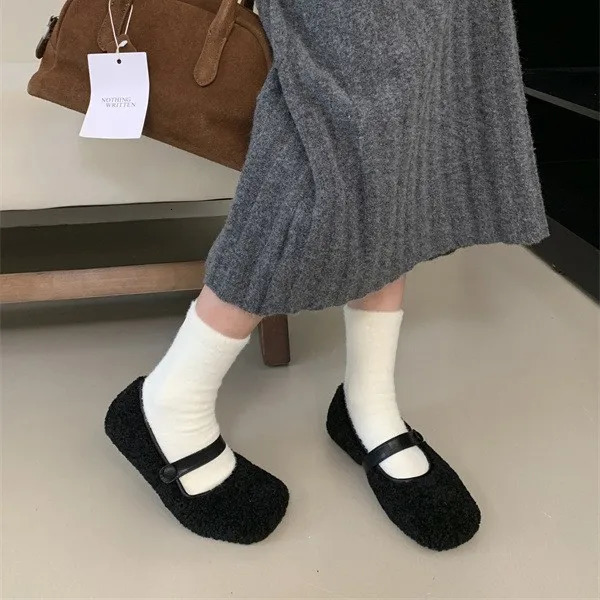Comfortable Square Toe Wool Ballet Flats Women Warm Teddy Fur Mary Jane Shoes Women Elegant Fluffy Plush Loafers 251013