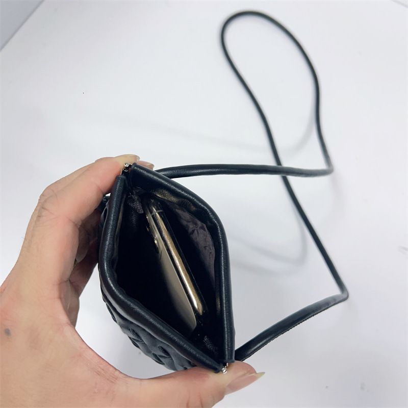 Luxury Brand Designer Bag Fashion Simple New Crossbody Small Bag Trendy Solid Color Woven Single Shoulder Vertical Casual Phone Bag Niche Women's