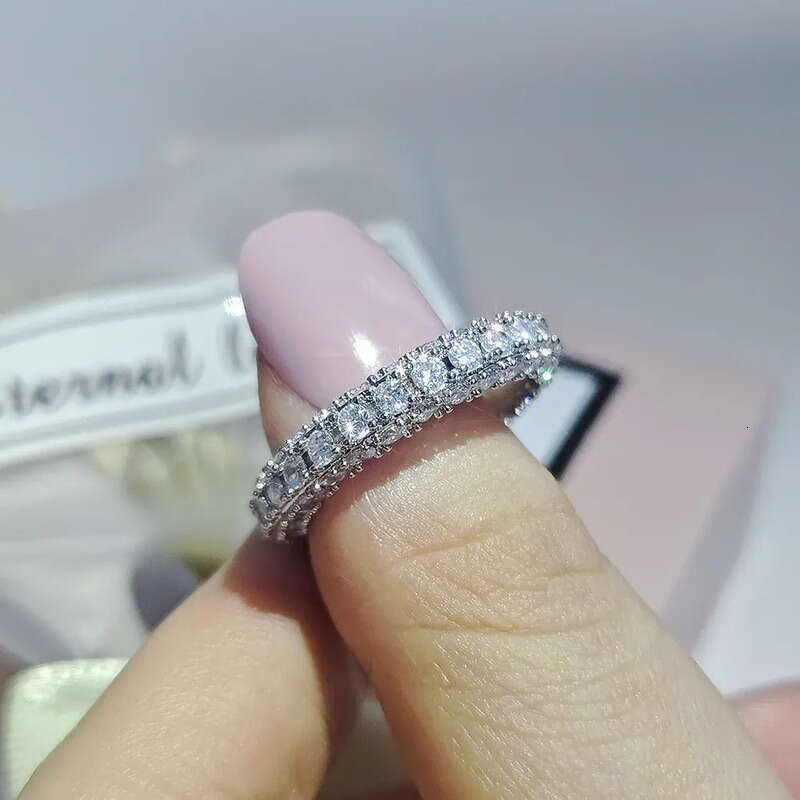 Hip Hop Ins Sparkling Wedding Rings Jewelry Sterling Sier Fill 3 Rows Pave White 5A Cubic Zircon Party Women Rose Gold Engagement Band Ring Gift