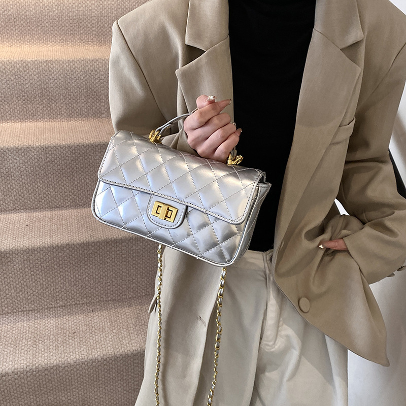 Luxury Brand Designer Bag Style Single Shoulder Bag High-End Quilted Chain Handbag Small Square Bag Light Luxury Niche Style Single Shoulder Crossbody