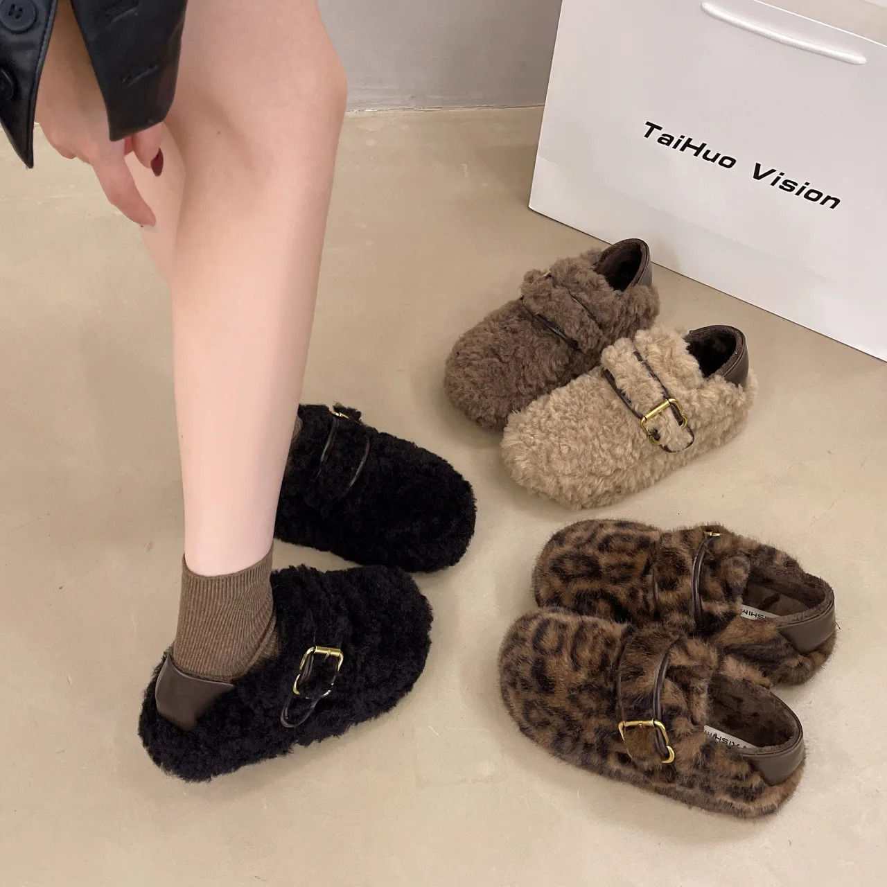thick botton wool fur flats women buckle belt leopard slip on loafers female round toe sheep fur winter shoes woman mocasines 251013