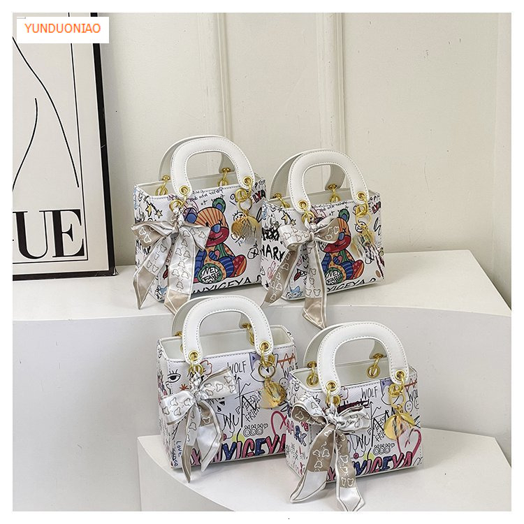 Graffiti pattern fashionable women's luxury handbag new fresh and fashionable autumn and winter designer bag trendy women's crossbody bag