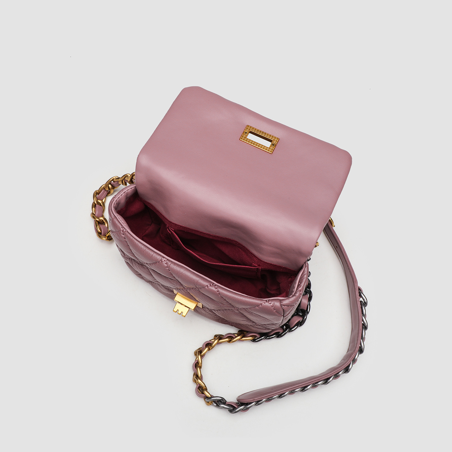 Luxury Brand Designer Bag Women's Bag Autumn Winter Niche Design Small Style Quilted Chain Small Square Bag Single Shoulder Crossbody Simple Lock