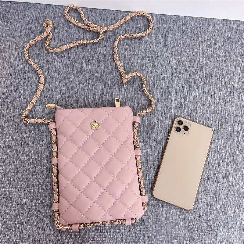 Luxury Brand Designer Bag Lightweight Quilted Crossbody Small Bag Fashion Versatile Phone Bag Trendy Walking Chain Phone Pouch Shoulder Bag For Women