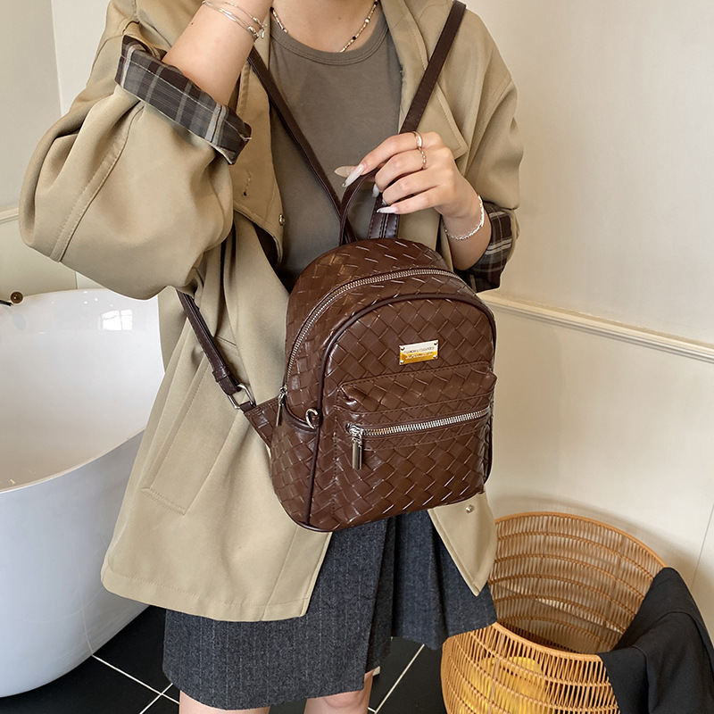 Luxury Brand Designer Bag Autumn And Winter High-End Backpack For Women 2025 New Model College Student Class Bag Commuting Lightweight Travel Backpack