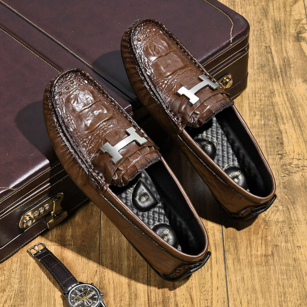 Douyin Live designer shoes Crocodile Pattern Loafers Lazy Driving British flats Casual Men's Shoes Genuine Leather Cowhide
