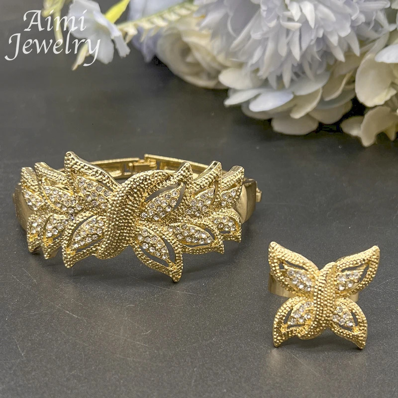 Rhinestone 18K Gold Plated 4Pcs Jewelry Set for Women Necklace Earring Bracelet Ring African Bridal Wedding Party Gifts 251016