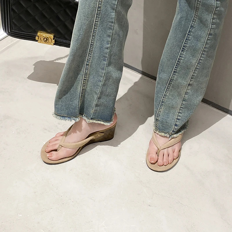 Summer Fashion Wedges Heel Flip Flop Outdoor Clip Toe Women Gladiator Slippers Ladies Beach Vacation Slides 251015