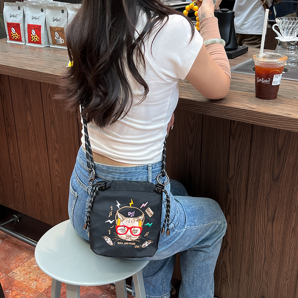 Designer style embroidered women's crossbody bag cartoon bag cute multifunctional portable women's fashionable crossbody bag