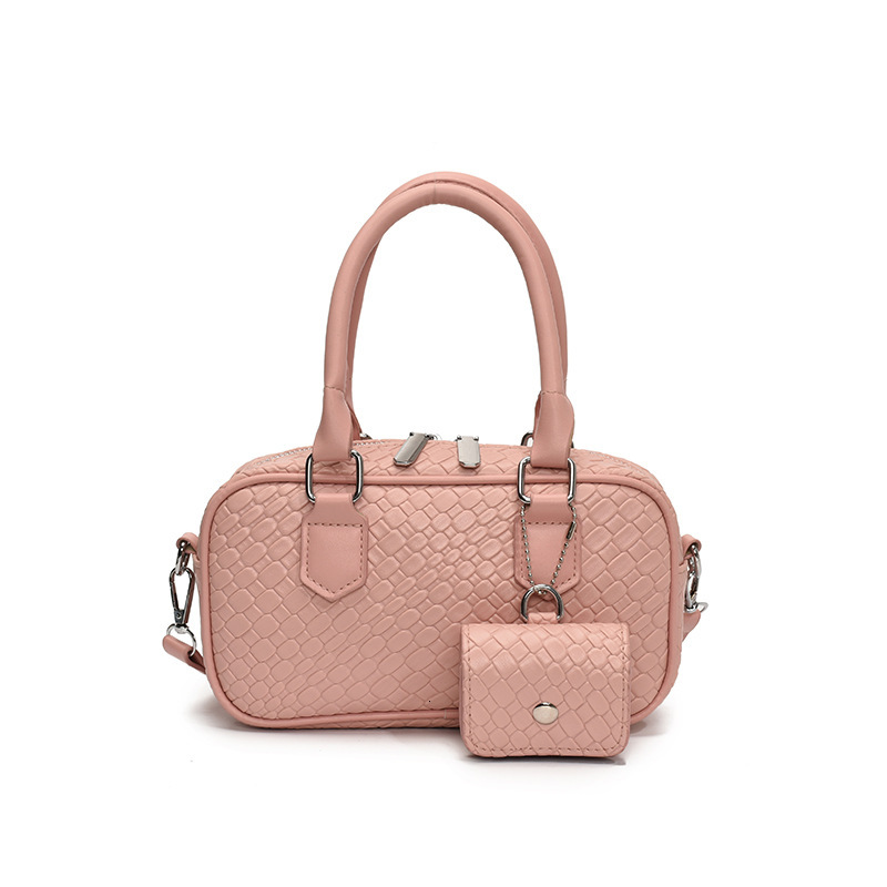 Luxury Brand Designer Bag Woven Pattern Bag For Women, Autumn And Winter 2025 New Niche Design Crossbody Bag, High-End Fashionable Handheld Pillow Bag