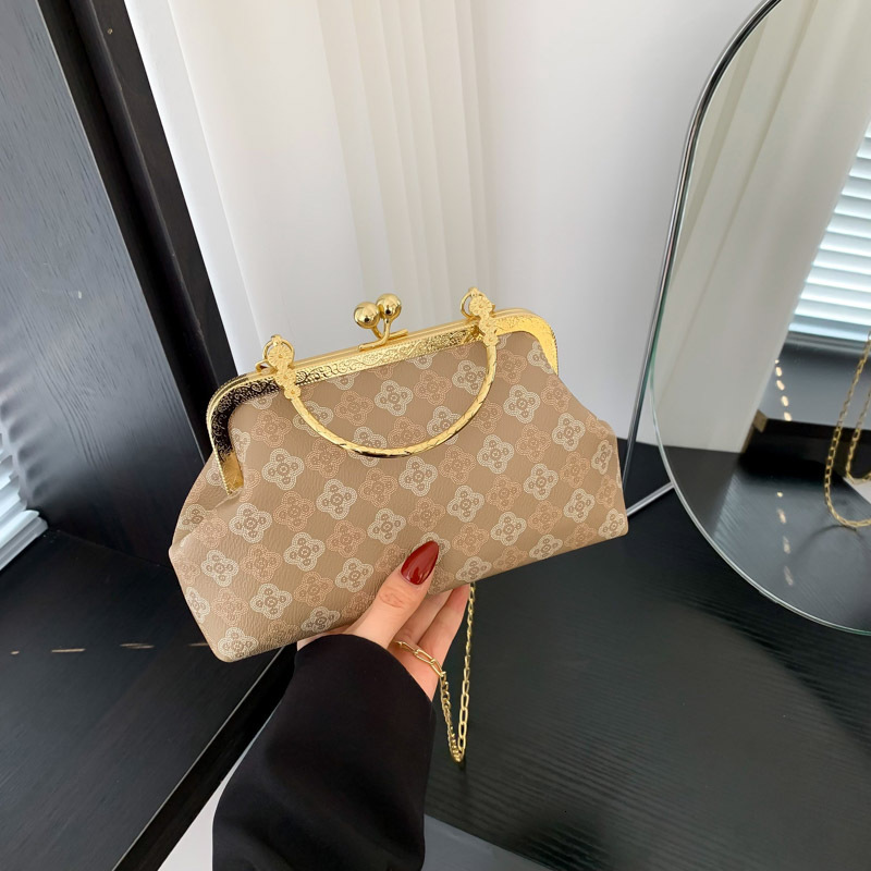 Luxury Brand Designer Bag Bags For Women, Niche Design, Exquisite Clutch, Handheld, Clip Bag, Crossbody, Matching With Cheongsam, Gold Clasp Bag, 2025