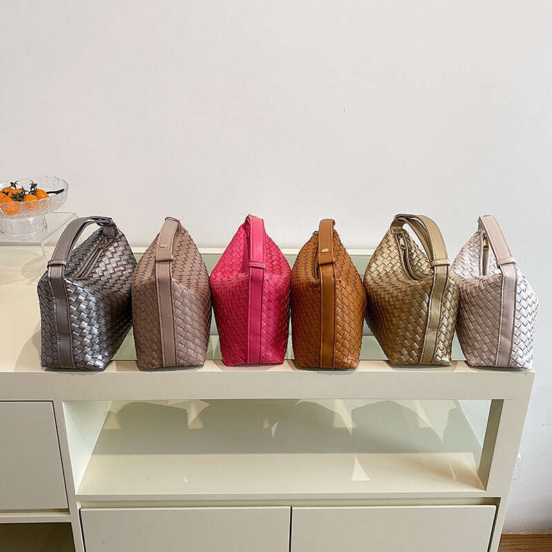 Designer Bag Luxury Bag High-Quality Woven Underarm For Women Shoulder Bag 2025 New Versatile Commuter Handbag Fashionable Single Shoulder Small Squar