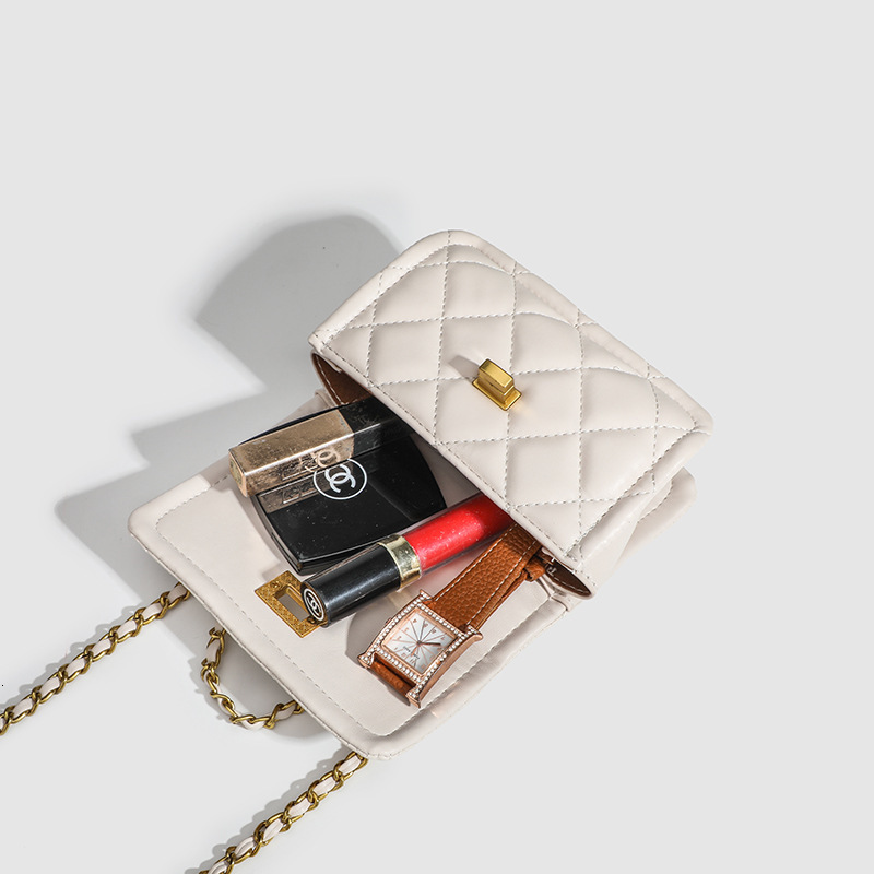 Luxury Brand Designer Bag 2025 New Summer Versatile Women's Shoulder Crossbody Bag White Quilted Chain Small Square Bag