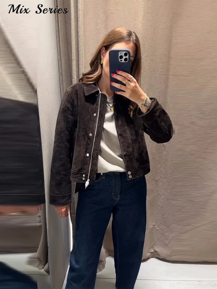 Casual Solid Zipper Jacket Women Lapel Collar Long Sleeve Button Retro Coats 2025 Autumn Lady Fashion Lightweight Streetwear 251010