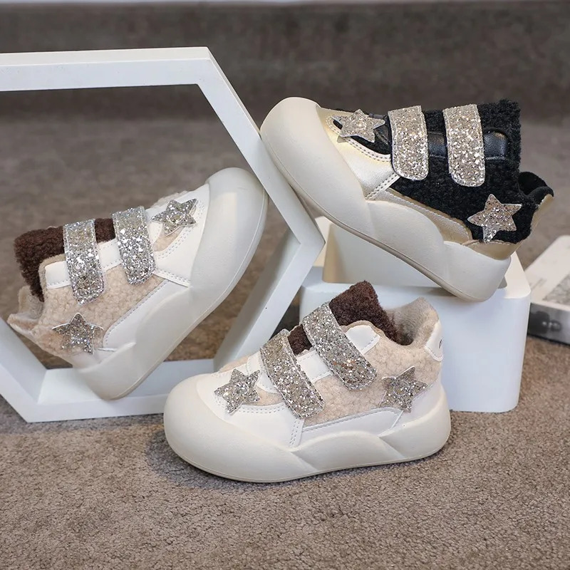 Autumn Winter Fashion Warm Sneakers MagicTape Thick Bottom Flat Sports Shoes Comfortable Casual SlipOn Leisure Sneakers 251014