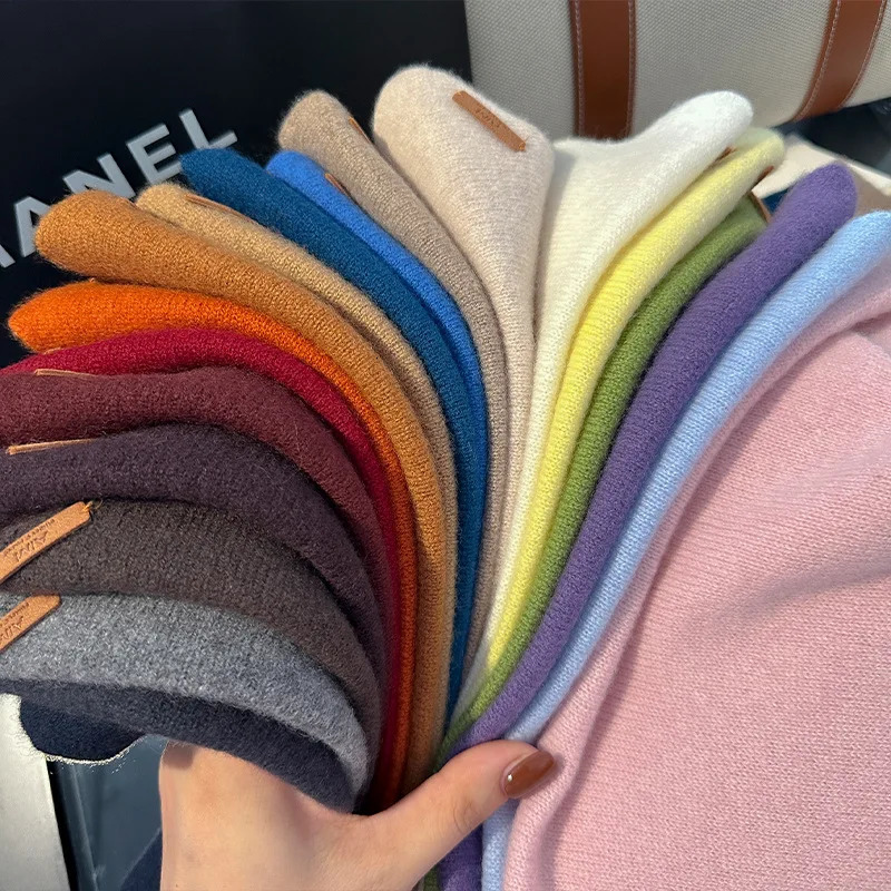 100 Wool Triangle Scarf for Women Fashion Warm Knitted Solid Color Soft Wool Triangle and Wrap Bandana Pashmina Scarves 251016