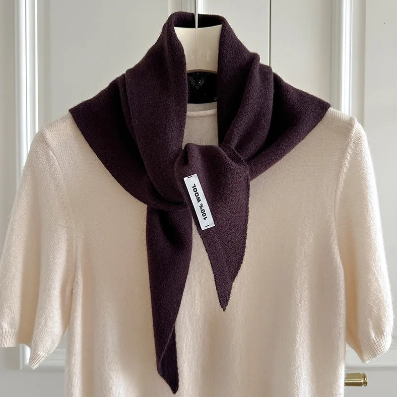 100 Wool Triangle Scarf for Women Fashion Warm Knitted Solid Color Soft Wool Triangle and Wrap Bandana Pashmina Scarves 251016