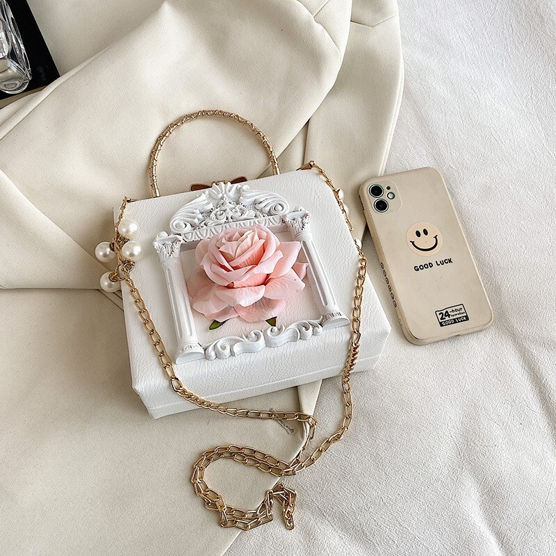 Luxury Brand Designer Bag New Women's Bag Baroque Relief Angel Flower Handheld Chain Bag Niche Single Shoulder Crossbody Bag