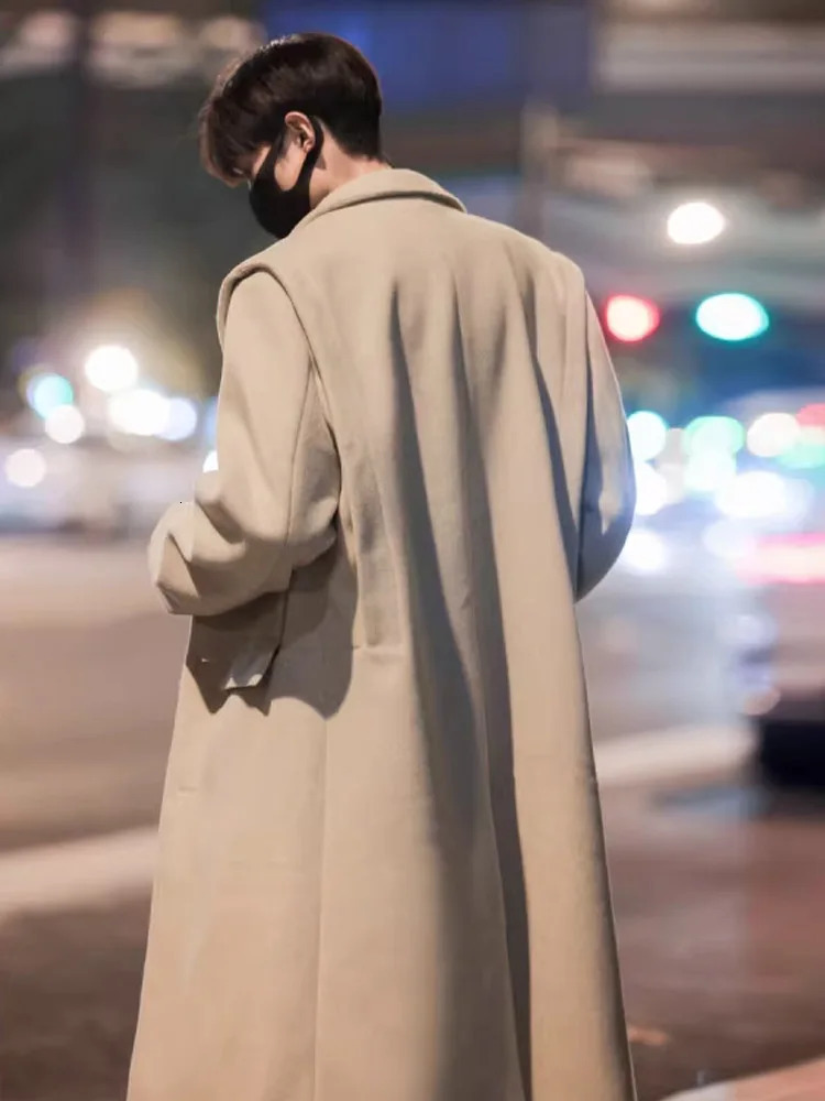 Korean Khaki Woolen Coat Mens Autumn Winter MidLength KneeOver Woolen Coat HighEnd Aosphere Outerwear 251017