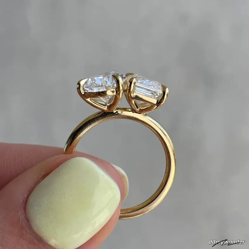 2025 Emerald And Pear Cut Graceful Dia Engagement 14K/ Yellow Gold Wedding Ring Toi Et Moi Style Ddmywonder