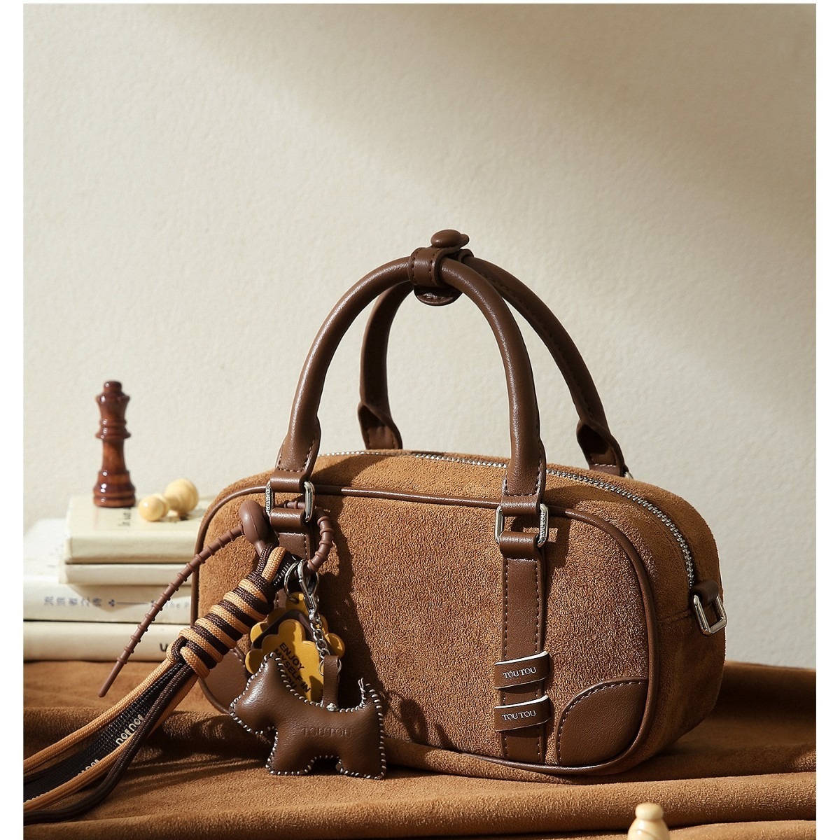 Designer's new suede patch Boston bowling bag large capacity handbag cute one shoulder crossbody hot selling trendy women's bag