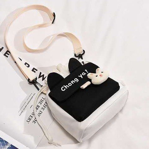 Designer Women's Canvas Small Bag New Japanese Crossbody Bag Cute Student Hot Selling Trendy Art Shoulder Bag