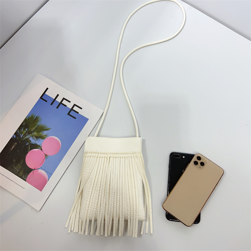 Luxury Brand Designer Bag Korean Style Tassel Crossbody Small Bag Comfortable Soft Leather Neck Hanging Phone Bag Textured Single Shoulder Casual Vers