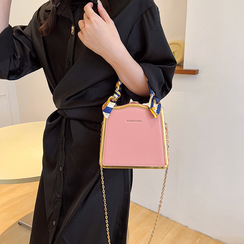 Free shipping designer Fashion Bags New high quality fashionable versatile single shoulder crossbody bag women Stylish Chic Functional Trendy Lightwei